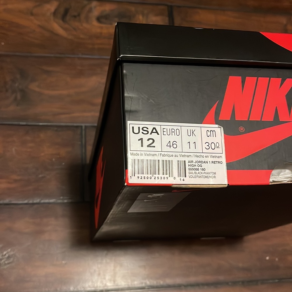 Air Jordan 1 Retro Phantom Gym Red - Picture 7 of 7